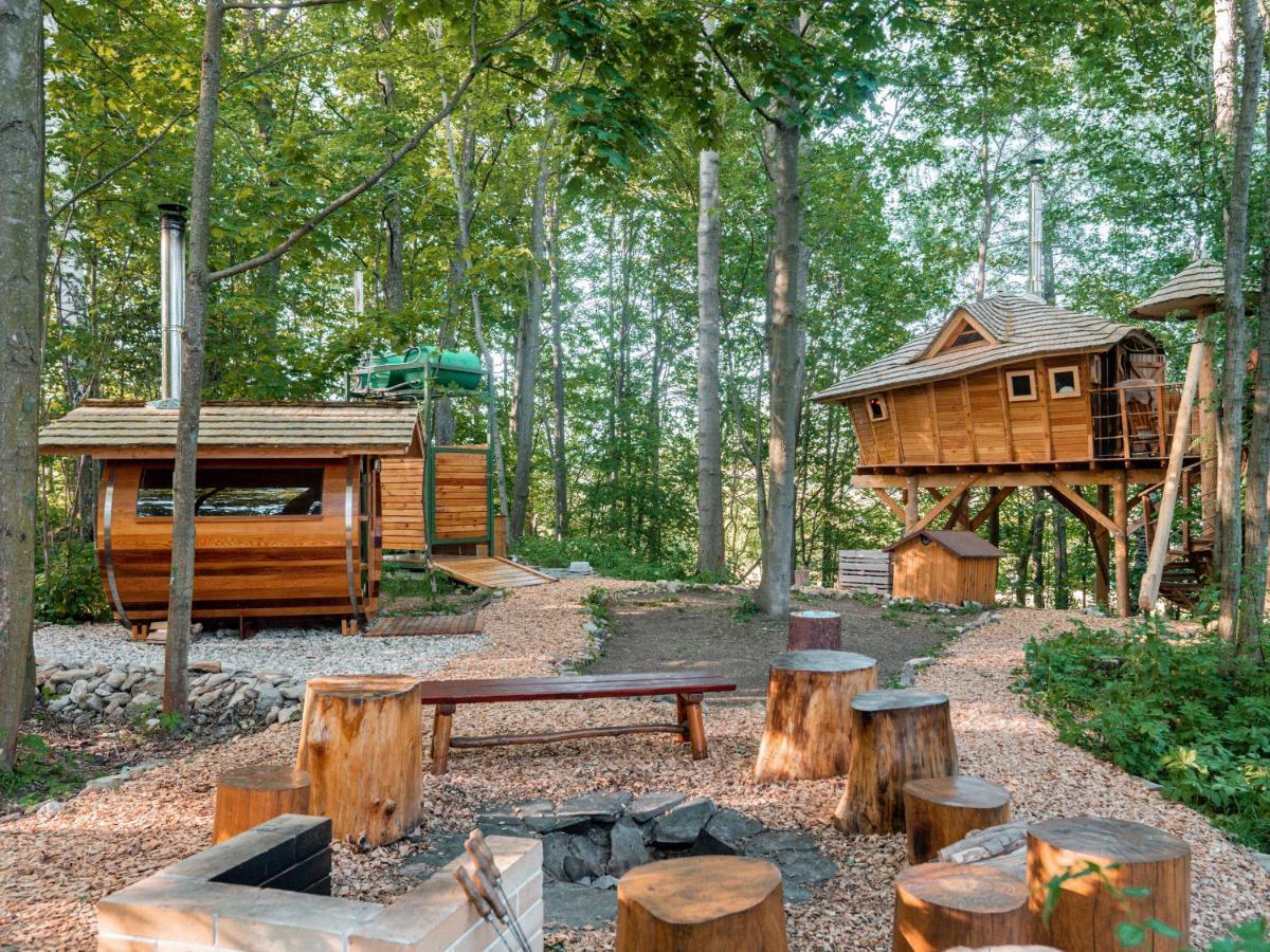 Отель Treehous Sneznik S Wellness Долни-Морава Экстерьер фото
