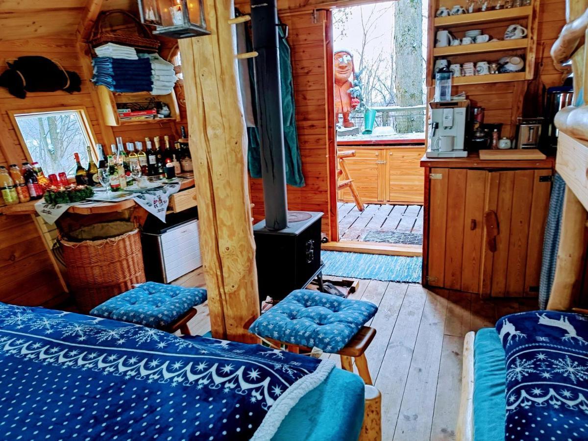 Отель Treehous Sneznik S Wellness Долни-Морава Экстерьер фото