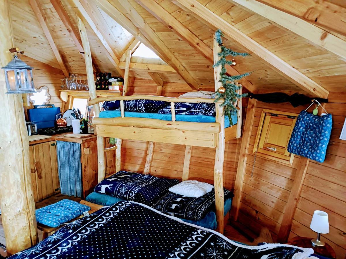 Отель Treehous Sneznik S Wellness Долни-Морава Экстерьер фото